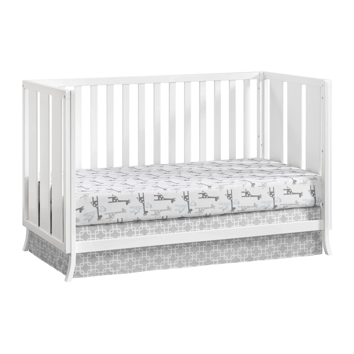 Arlie in 4 White Island 1 Baby Oxford Convertible Crib