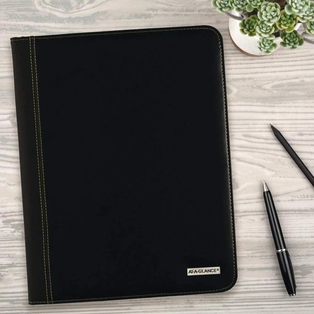 AT-A-GLANCE® Padfolio, Black, Executive 9" x Monthly 2021 to 2020 January classic January 11", 13-Month