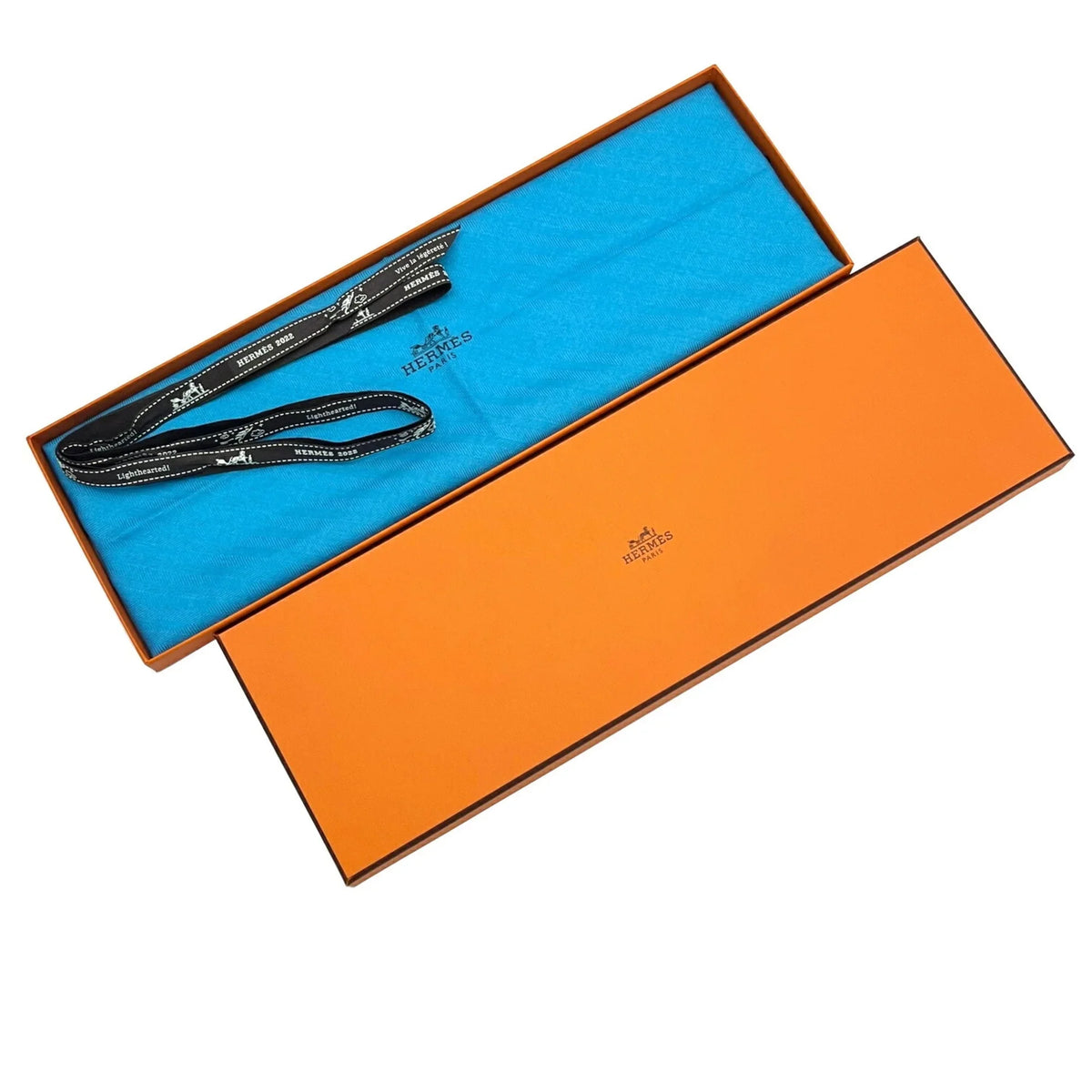 Hermes scarf triangular new triangle ladies blue (Like New) HERMES silk Pre-Owned cashmere