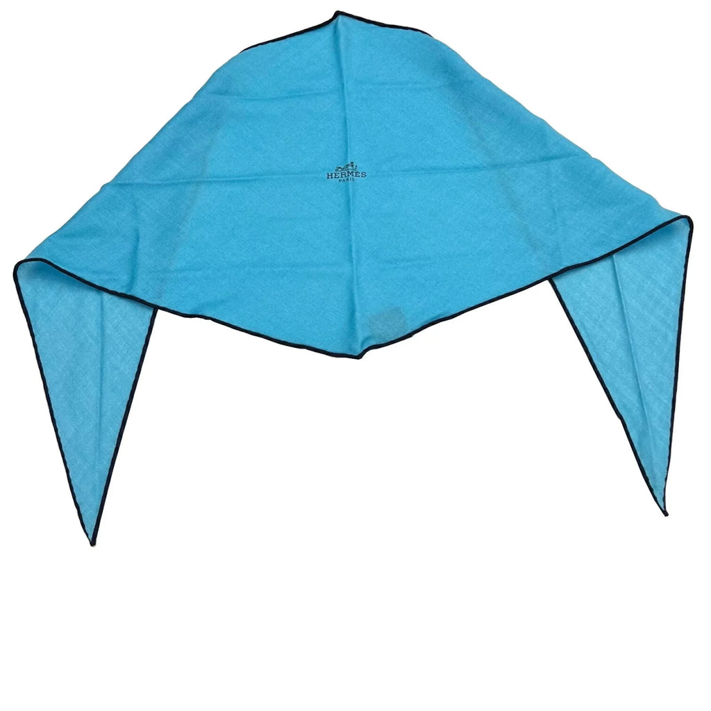 Hermes scarf triangular new triangle ladies blue (Like New) HERMES silk Pre-Owned cashmere