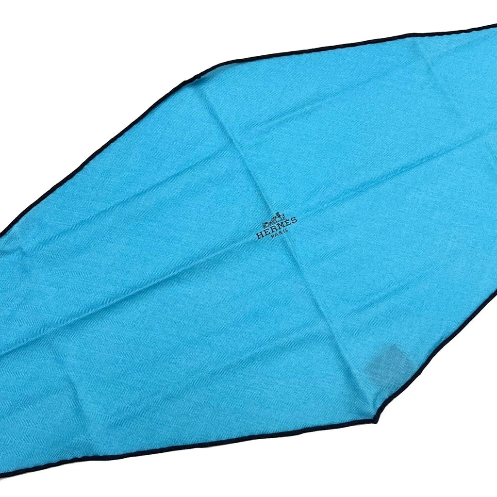 Hermes scarf triangular new triangle ladies blue (Like New) HERMES silk Pre-Owned cashmere