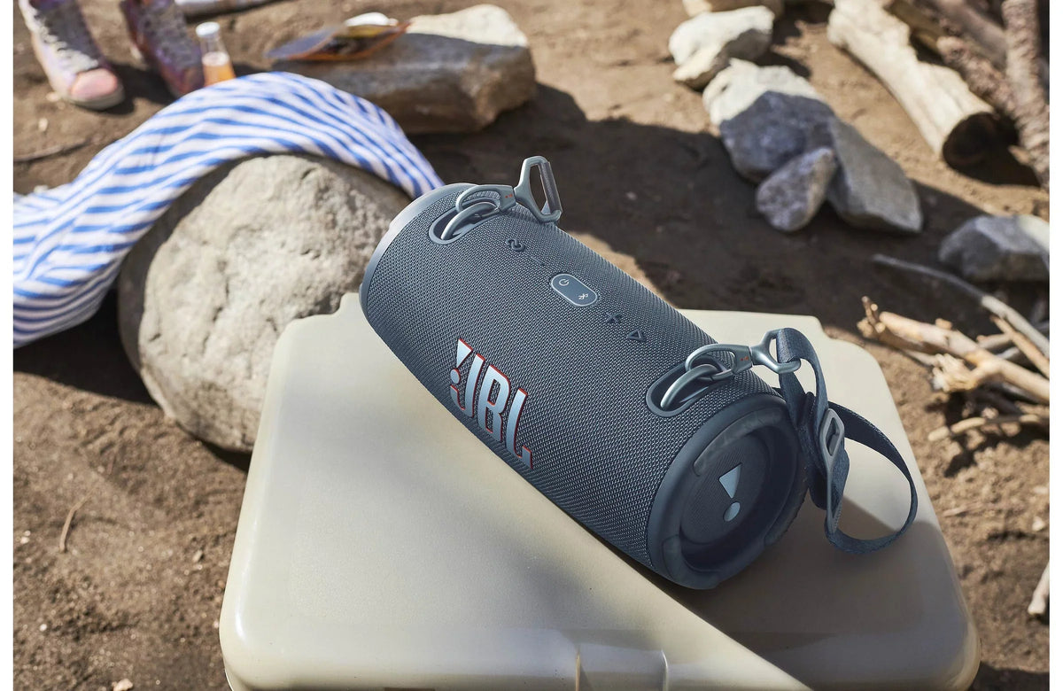 Xtreme Restored (Blue) Waterproof, Playtime, Hours 3 Speaker, of Portable (Refurbished) Powerbank, IP67 15 JBL Bluetooth